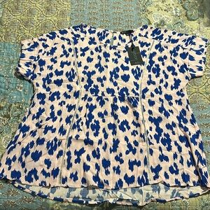 NWT Gibson Trimmed Swing Top